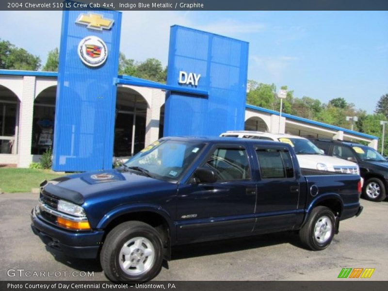 Indigo Blue Metallic / Graphite 2004 Chevrolet S10 LS Crew Cab 4x4