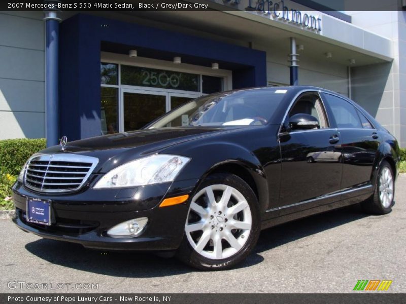 Black / Grey/Dark Grey 2007 Mercedes-Benz S 550 4Matic Sedan