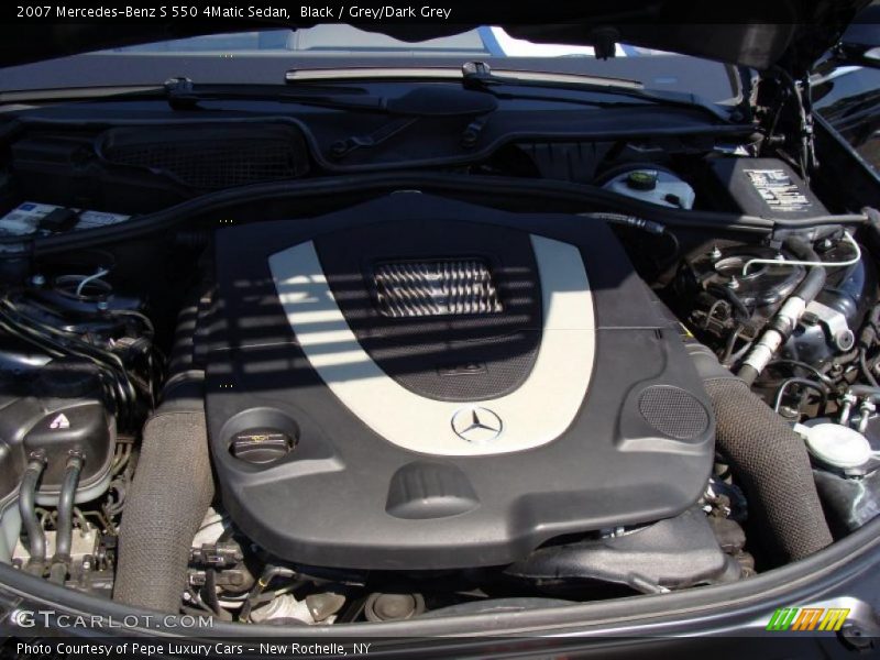 Black / Grey/Dark Grey 2007 Mercedes-Benz S 550 4Matic Sedan