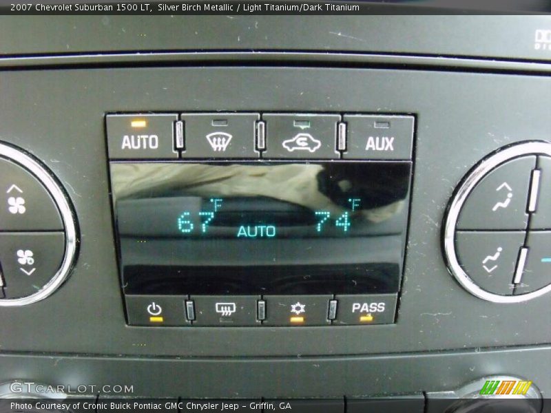 Silver Birch Metallic / Light Titanium/Dark Titanium 2007 Chevrolet Suburban 1500 LT