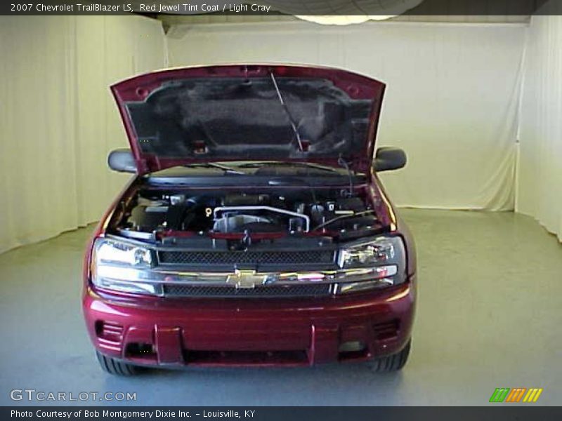 Red Jewel Tint Coat / Light Gray 2007 Chevrolet TrailBlazer LS