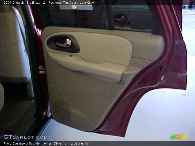 Red Jewel Tint Coat / Light Gray 2007 Chevrolet TrailBlazer LS