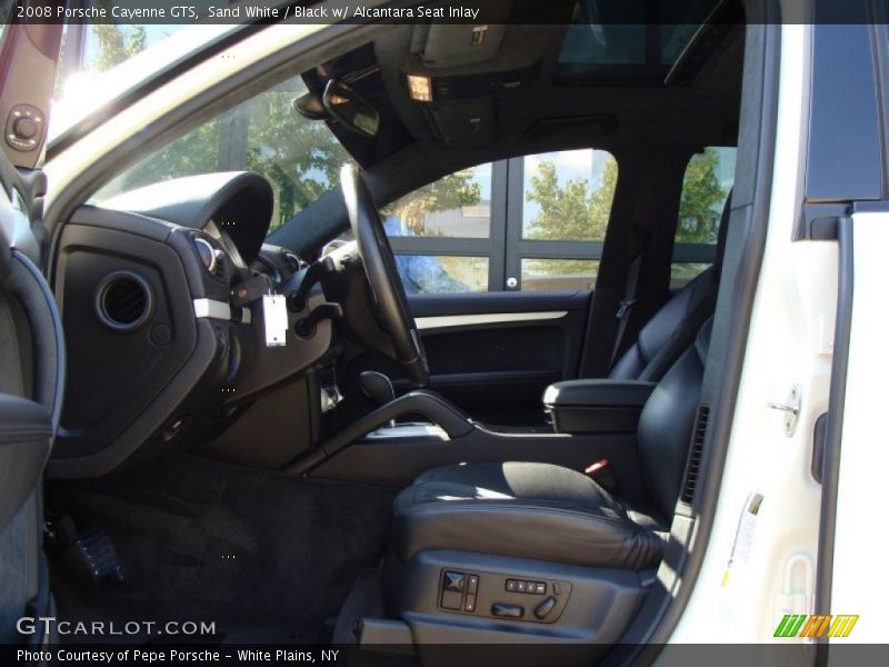 Sand White / Black w/ Alcantara Seat Inlay 2008 Porsche Cayenne GTS