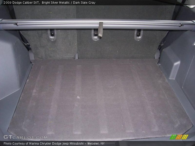Bright Silver Metallic / Dark Slate Gray 2009 Dodge Caliber SXT