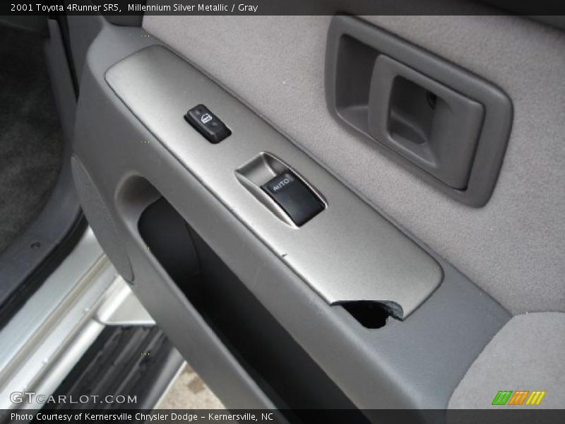 Millennium Silver Metallic / Gray 2001 Toyota 4Runner SR5