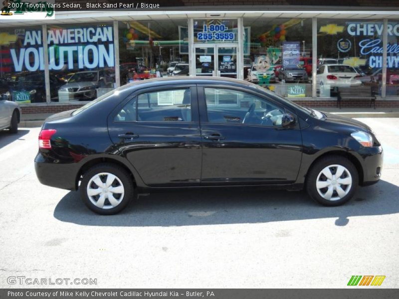 Black Sand Pearl / Bisque 2007 Toyota Yaris Sedan