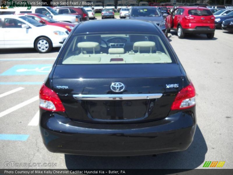 Black Sand Pearl / Bisque 2007 Toyota Yaris Sedan