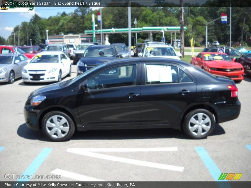 Black Sand Pearl / Bisque 2007 Toyota Yaris Sedan