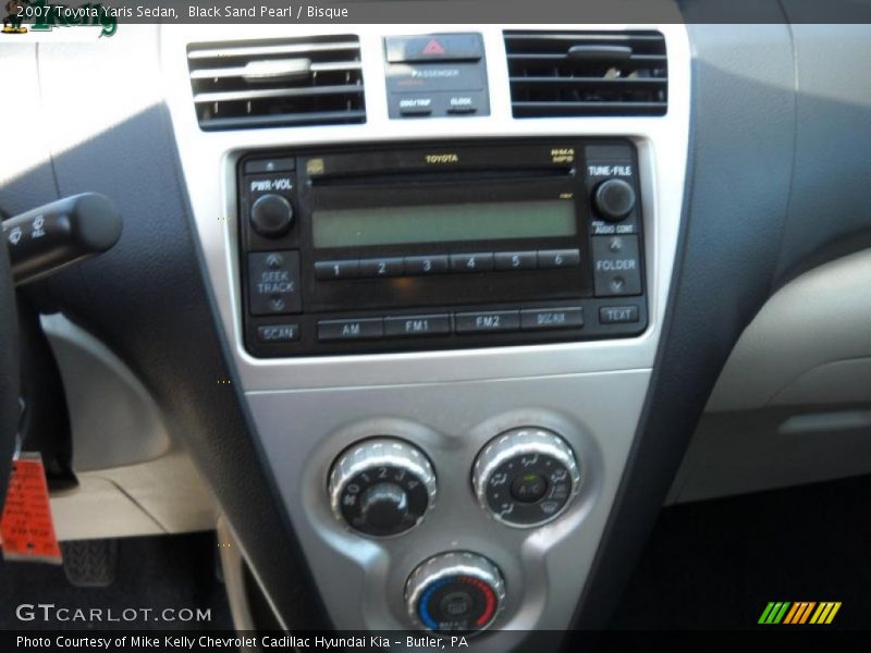 Black Sand Pearl / Bisque 2007 Toyota Yaris Sedan
