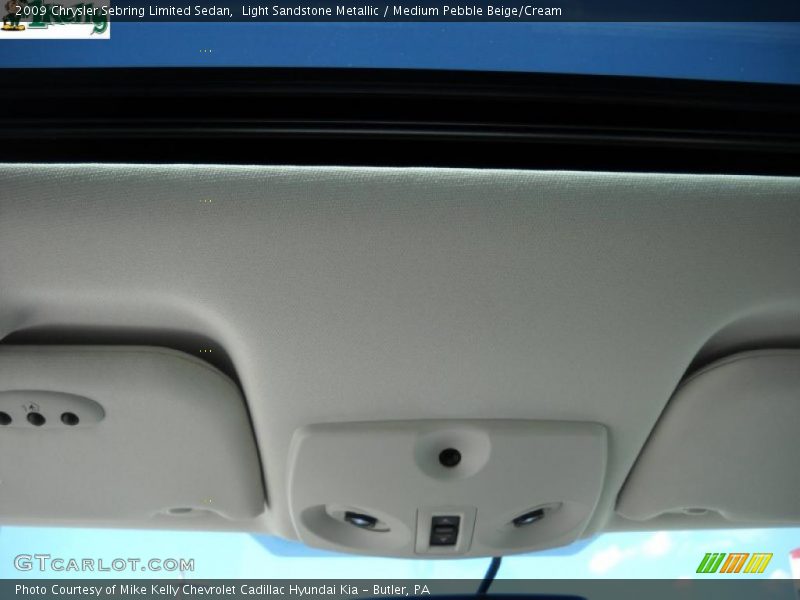 Light Sandstone Metallic / Medium Pebble Beige/Cream 2009 Chrysler Sebring Limited Sedan