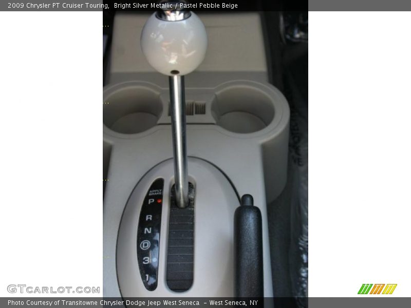 Bright Silver Metallic / Pastel Pebble Beige 2009 Chrysler PT Cruiser Touring