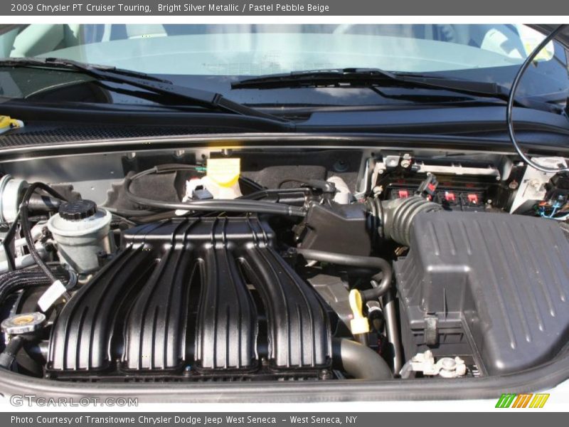 Bright Silver Metallic / Pastel Pebble Beige 2009 Chrysler PT Cruiser Touring