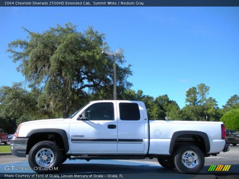Summit White / Medium Gray 2004 Chevrolet Silverado 2500HD Extended Cab
