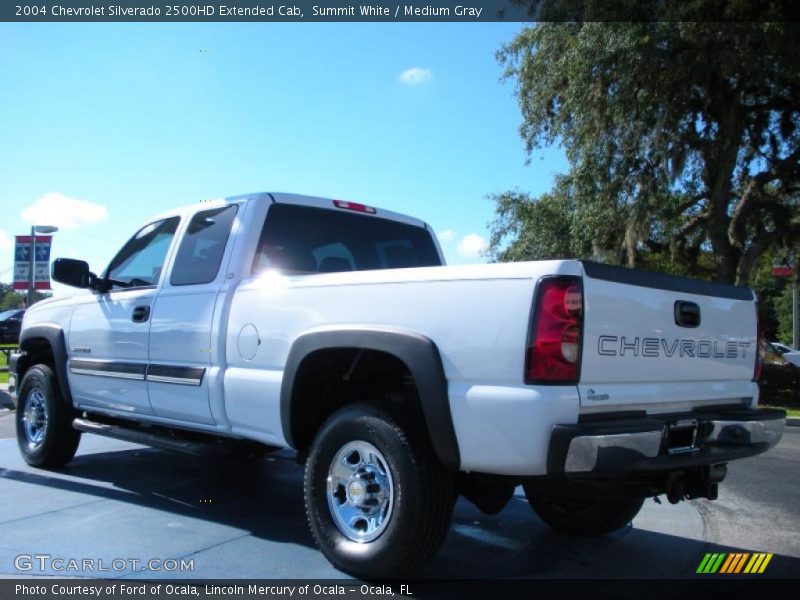 Summit White / Medium Gray 2004 Chevrolet Silverado 2500HD Extended Cab