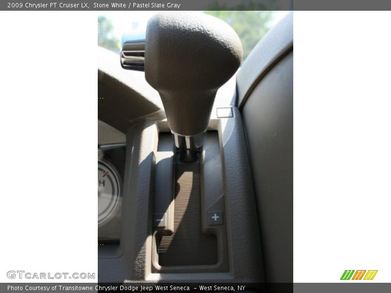 Stone White / Pastel Slate Gray 2009 Chrysler PT Cruiser LX