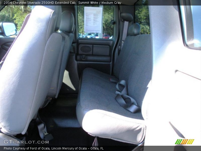 Summit White / Medium Gray 2004 Chevrolet Silverado 2500HD Extended Cab