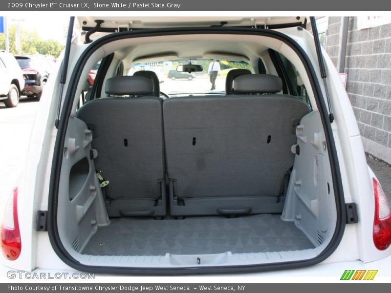 Stone White / Pastel Slate Gray 2009 Chrysler PT Cruiser LX
