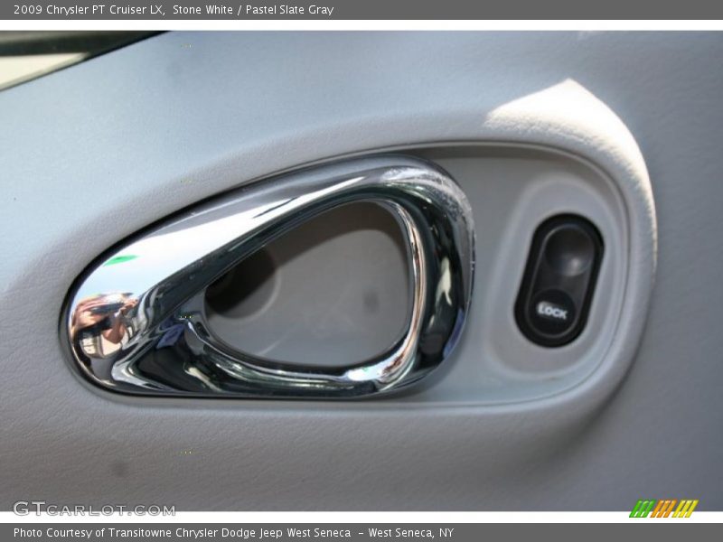 Stone White / Pastel Slate Gray 2009 Chrysler PT Cruiser LX