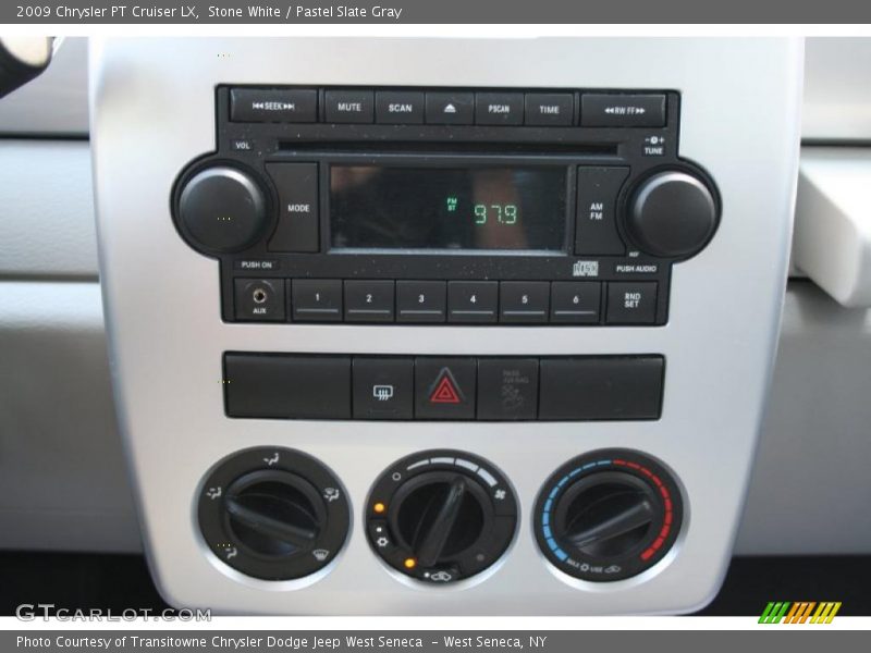 Stone White / Pastel Slate Gray 2009 Chrysler PT Cruiser LX