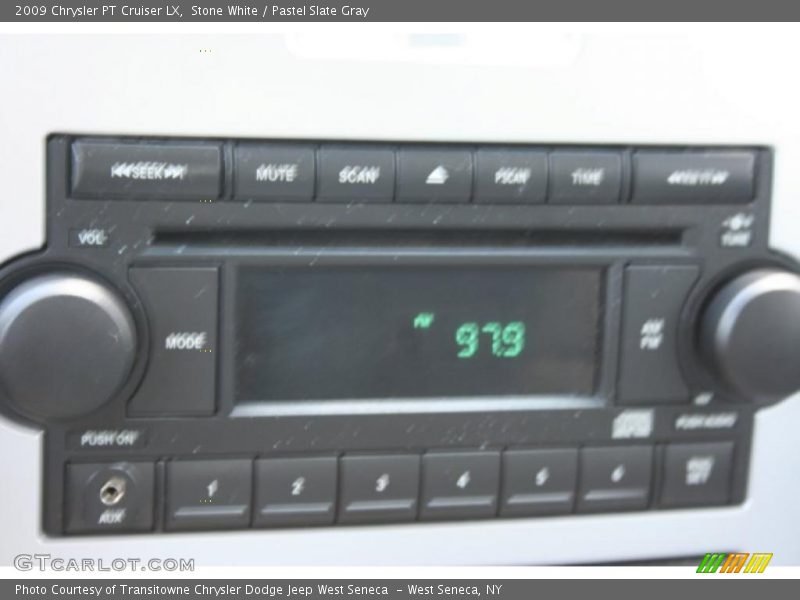 Stone White / Pastel Slate Gray 2009 Chrysler PT Cruiser LX