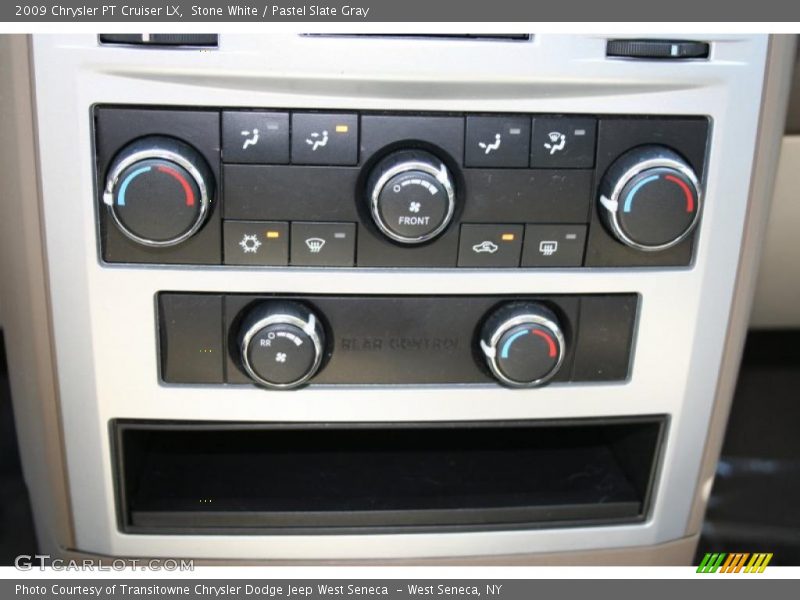 Stone White / Pastel Slate Gray 2009 Chrysler PT Cruiser LX