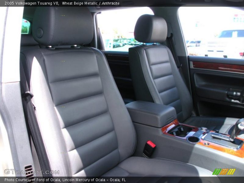 Wheat Beige Metallic / Anthracite 2005 Volkswagen Touareg V8