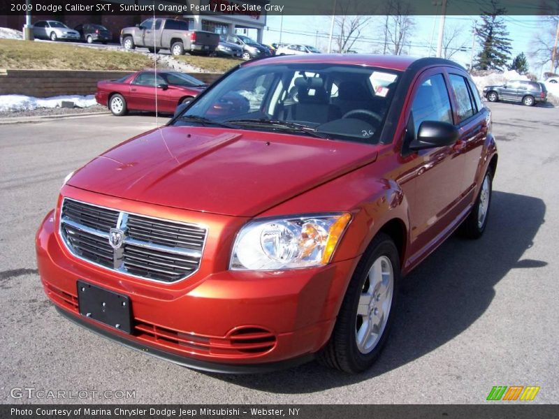 Sunburst Orange Pearl / Dark Slate Gray 2009 Dodge Caliber SXT