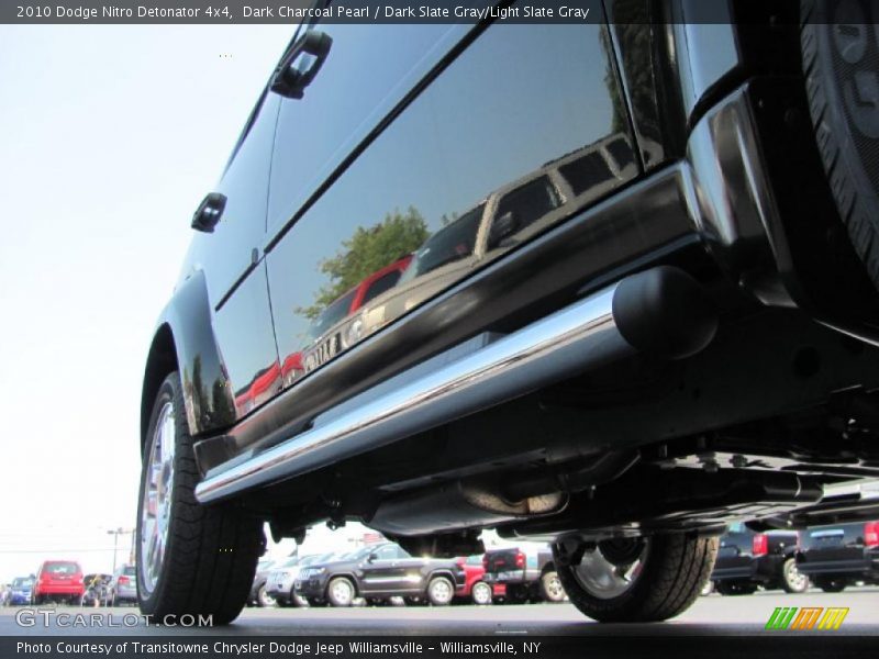 Dark Charcoal Pearl / Dark Slate Gray/Light Slate Gray 2010 Dodge Nitro Detonator 4x4