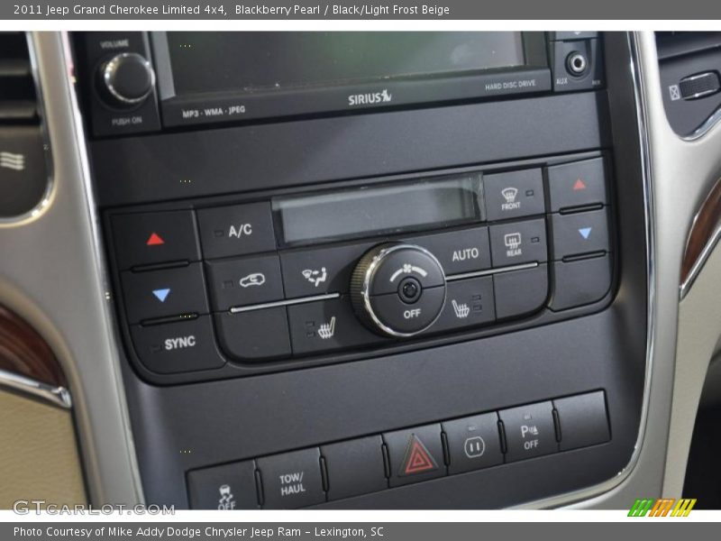Blackberry Pearl / Black/Light Frost Beige 2011 Jeep Grand Cherokee Limited 4x4