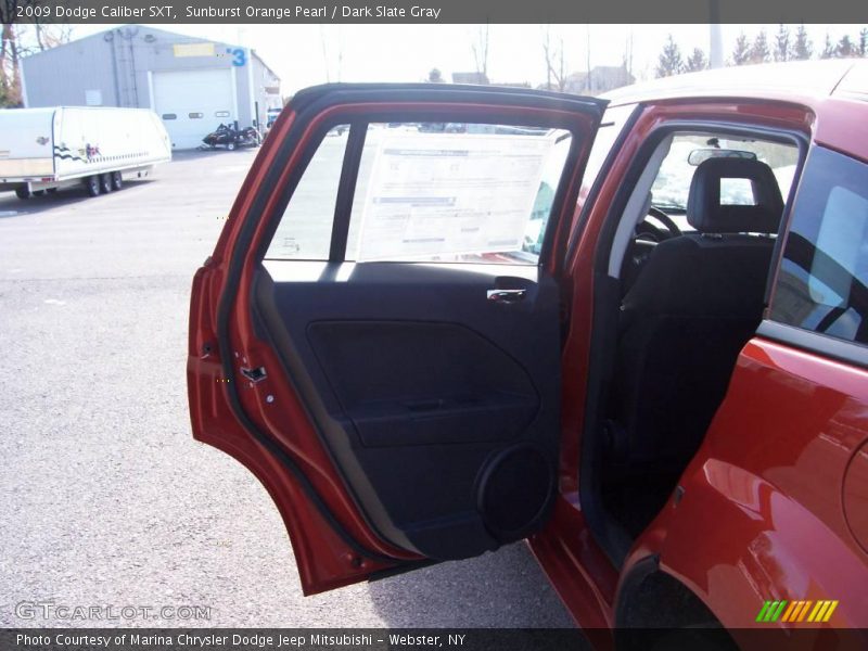 Sunburst Orange Pearl / Dark Slate Gray 2009 Dodge Caliber SXT