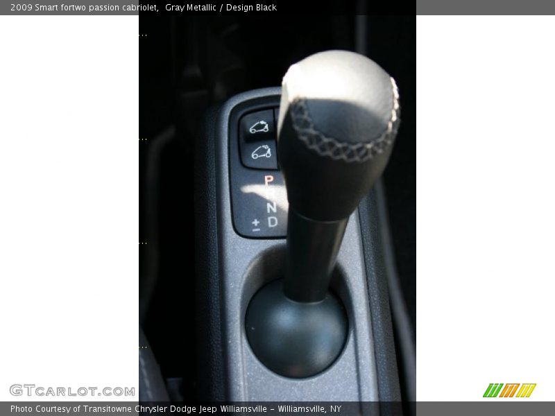 Gray Metallic / Design Black 2009 Smart fortwo passion cabriolet