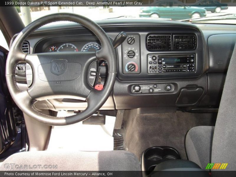 Deep Amethyst Pearl / Mist Gray 1999 Dodge Dakota R/T Sport Extended Cab