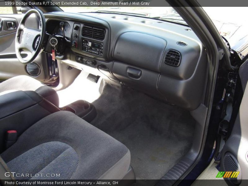 Deep Amethyst Pearl / Mist Gray 1999 Dodge Dakota R/T Sport Extended Cab