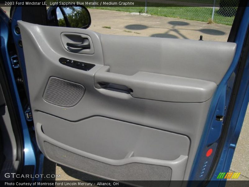 Light Sapphire Blue Metallic / Medium Graphite 2003 Ford Windstar LE
