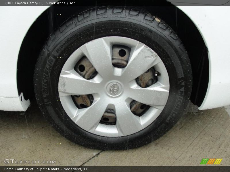 Super White / Ash 2007 Toyota Camry LE