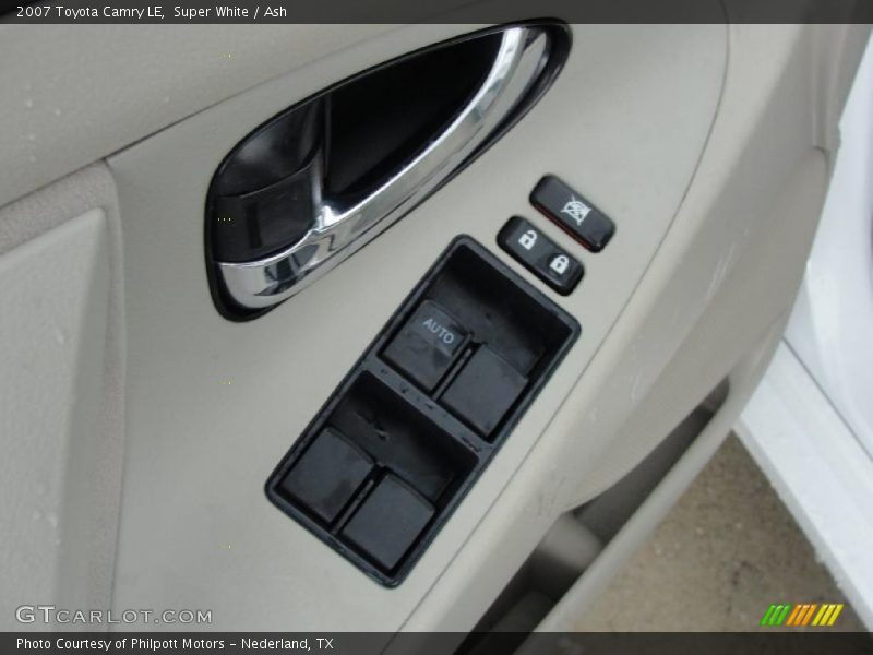Super White / Ash 2007 Toyota Camry LE