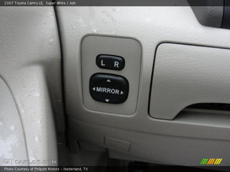 Super White / Ash 2007 Toyota Camry LE