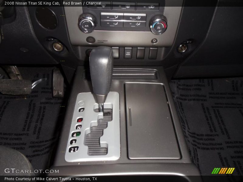 Red Brawn / Charcoal 2008 Nissan Titan SE King Cab