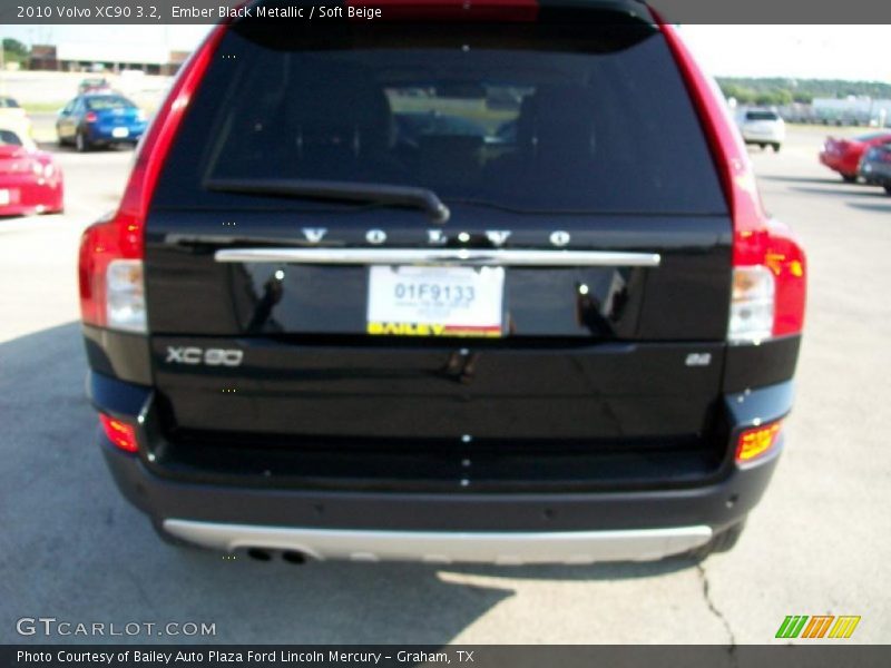 Ember Black Metallic / Soft Beige 2010 Volvo XC90 3.2