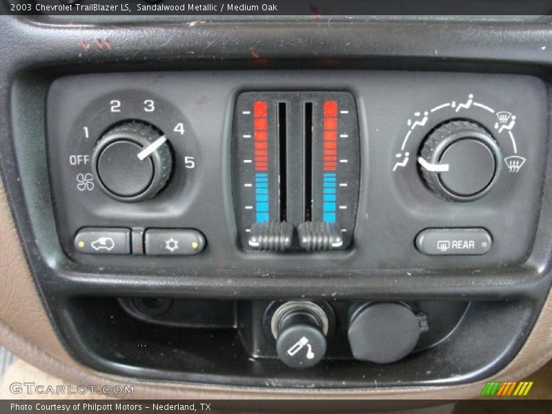 Sandalwood Metallic / Medium Oak 2003 Chevrolet TrailBlazer LS