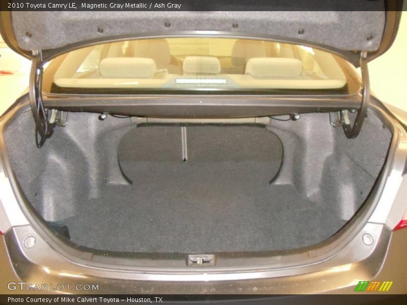 Magnetic Gray Metallic / Ash Gray 2010 Toyota Camry LE
