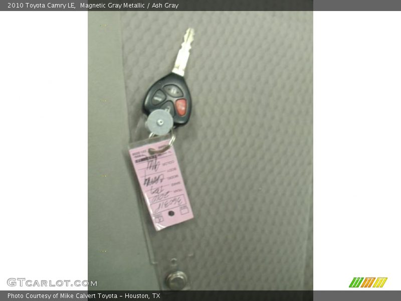 Magnetic Gray Metallic / Ash Gray 2010 Toyota Camry LE