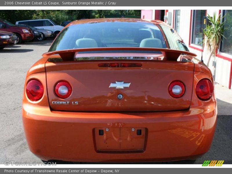 Sunburst Orange Metallic / Gray 2006 Chevrolet Cobalt LS Coupe
