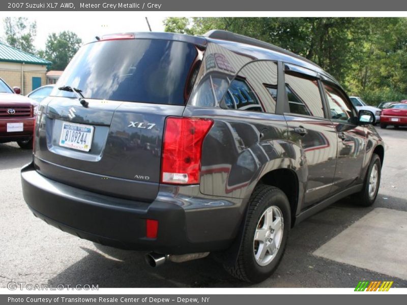 Meteor Grey Metallic / Grey 2007 Suzuki XL7 AWD