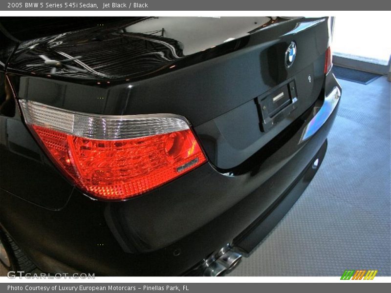 Jet Black / Black 2005 BMW 5 Series 545i Sedan