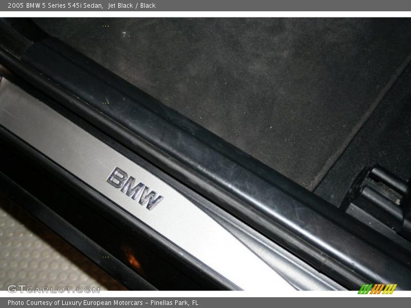 Jet Black / Black 2005 BMW 5 Series 545i Sedan
