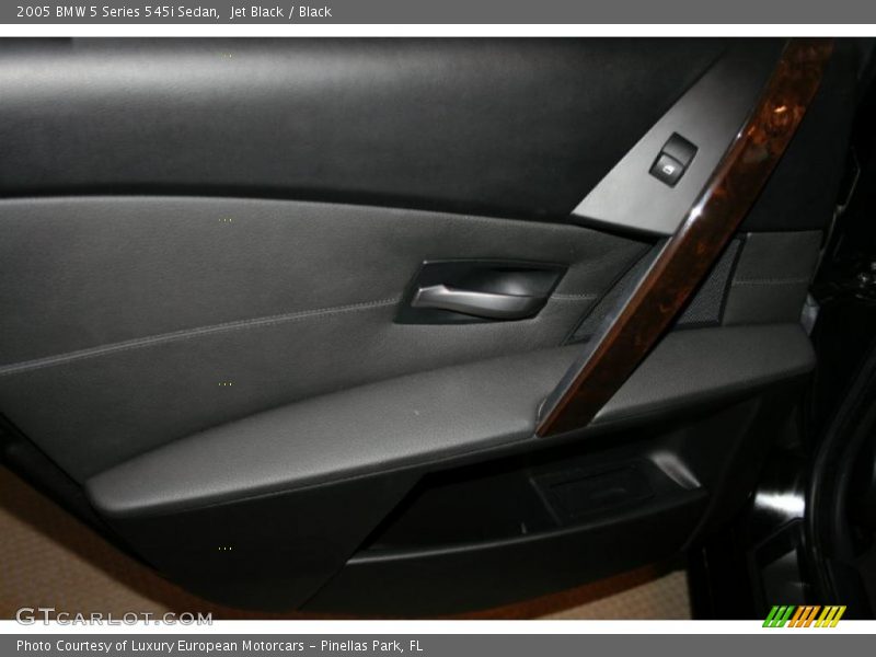 Jet Black / Black 2005 BMW 5 Series 545i Sedan