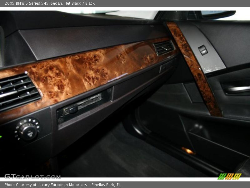 Jet Black / Black 2005 BMW 5 Series 545i Sedan