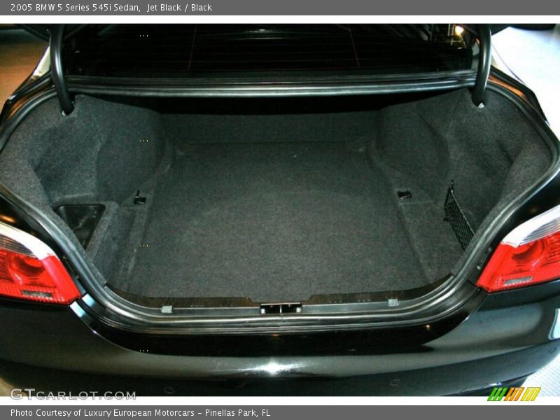Jet Black / Black 2005 BMW 5 Series 545i Sedan