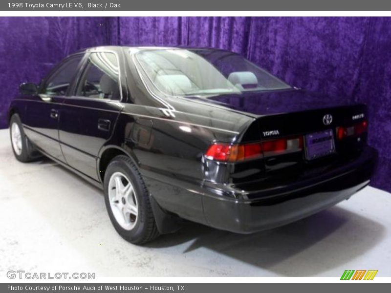 Black / Oak 1998 Toyota Camry LE V6